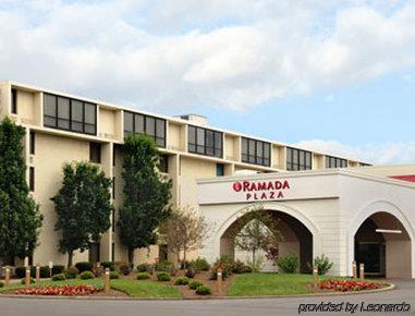 Ramada Plaza Hotel Columbus Bagian luar foto