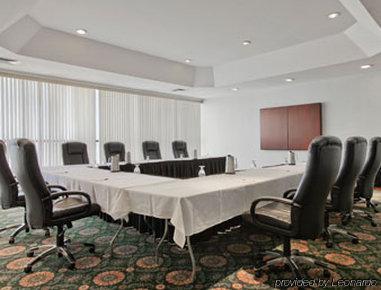 Ramada Plaza Hotel Columbus Bagian luar foto